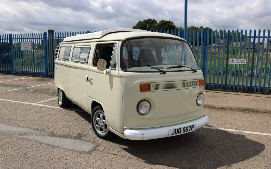 1976 VW CAMPER